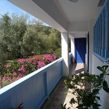 Hotel apartamentowy Milos 2*