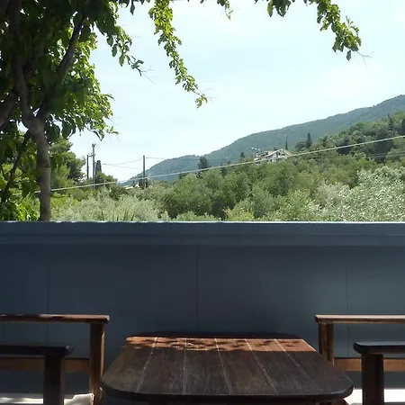 Aparthotel Milos 2*