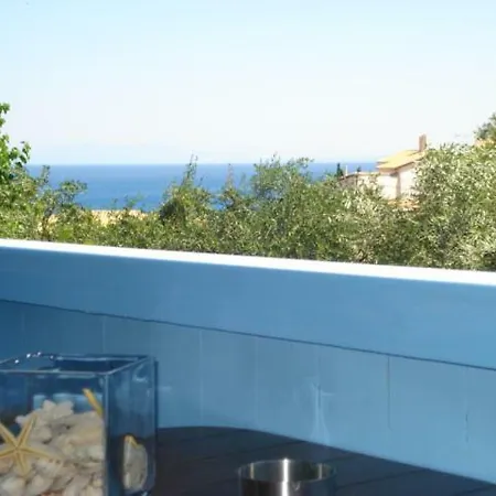 Hotel apartamentowy Milos